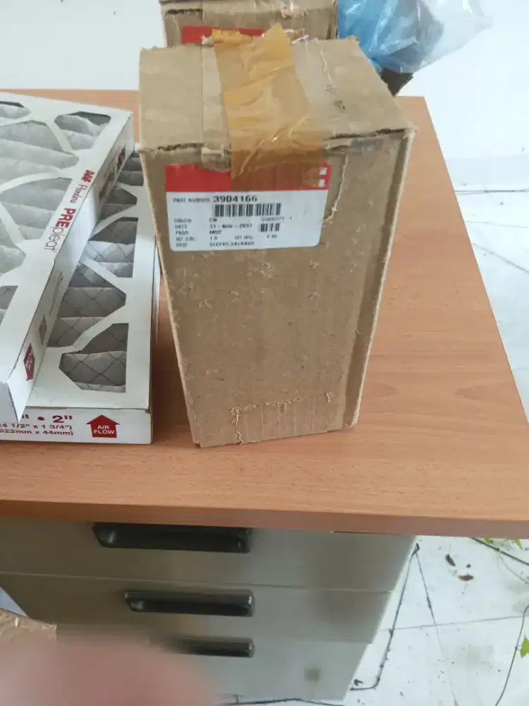 Cummins Salvage Sleeve (Part Number 3904166) used to repair engines.