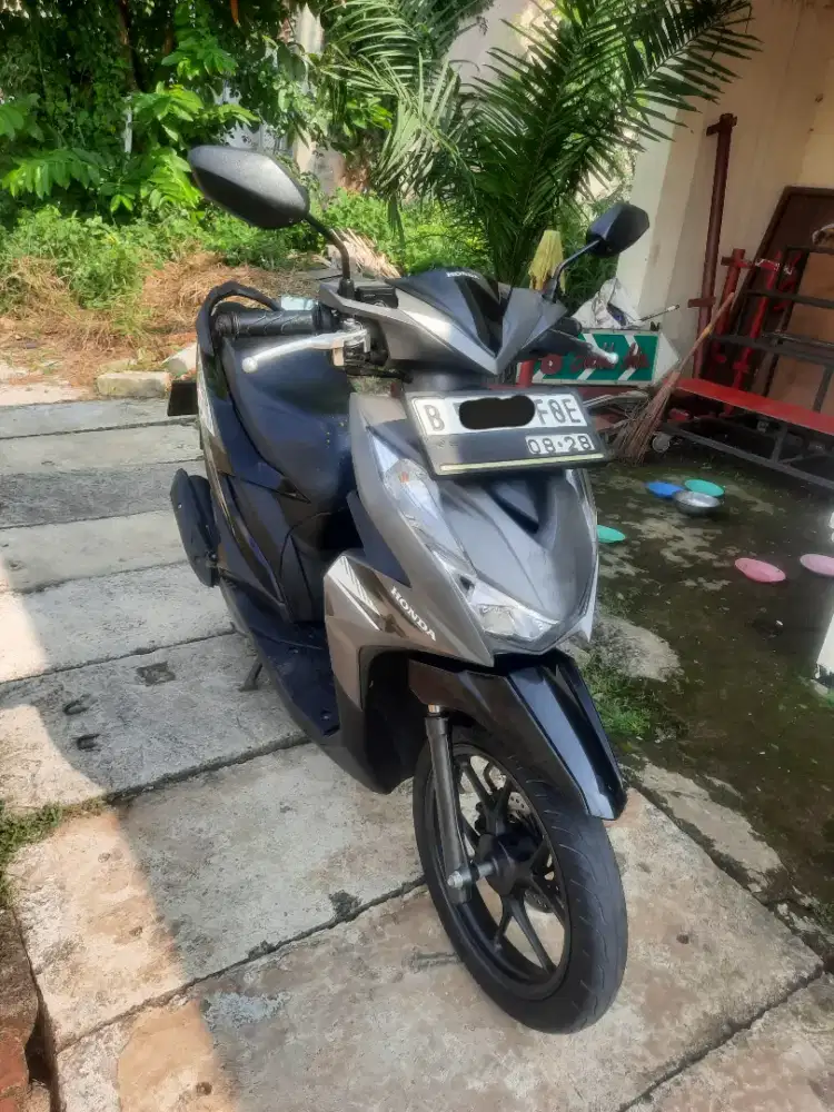 HONDA NEW BEAT FI cbs 2023 Silver Hitam