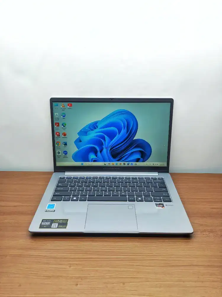 ASUS Expertbook PM1403CDA AMD Ryzen 5 7535HS RAM 8GB SSD 512GB