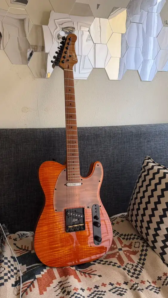 Guitar Merk  LUXARS SG27 FM