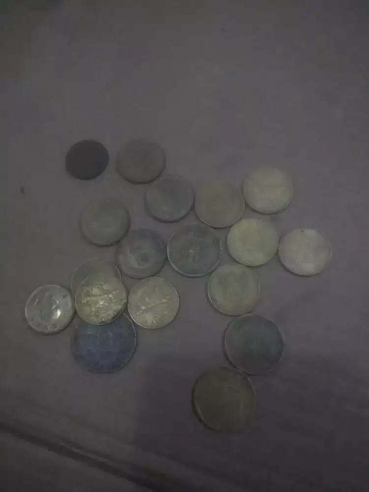 Uang coin kuno brmacam - macam