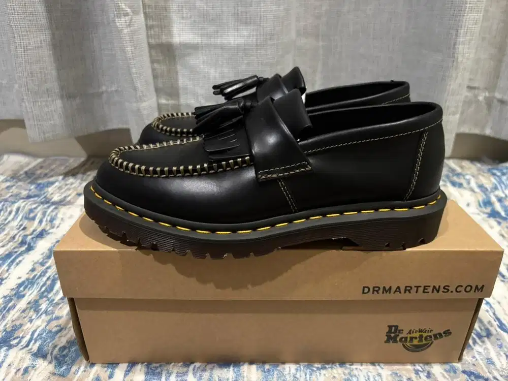 Dr. Martens Adrian Ben Black UK7/EU41 Like New Fullset