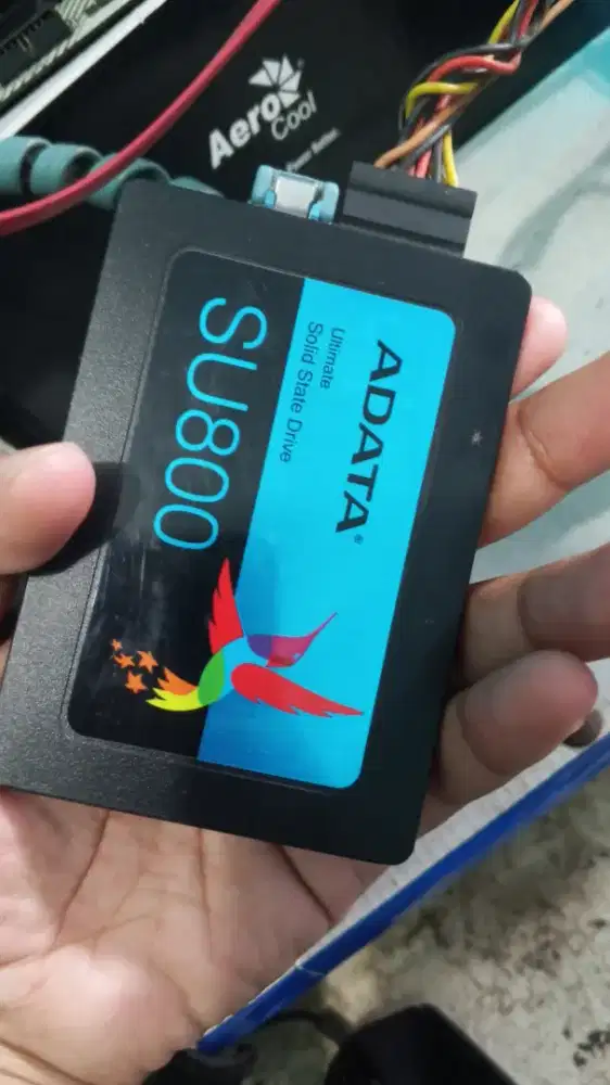 Jual SSD ADATA SU800 256GB SATA MASIH BAGUS  MURAAHH