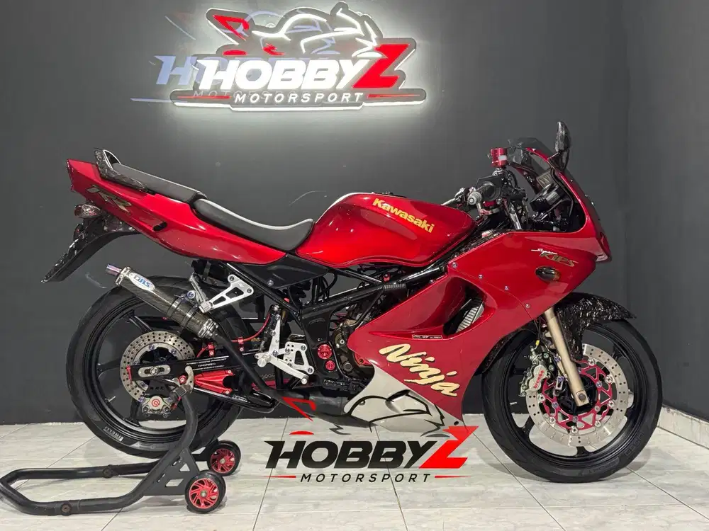 Kawasaki ninja 150RR/zx-150RR merah maroon 2008 modif hedon istimewa