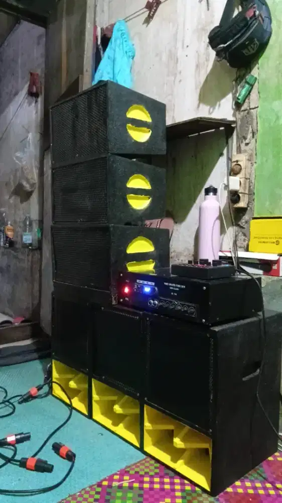 Sound miniator, 8 in x 3. 6 x 3