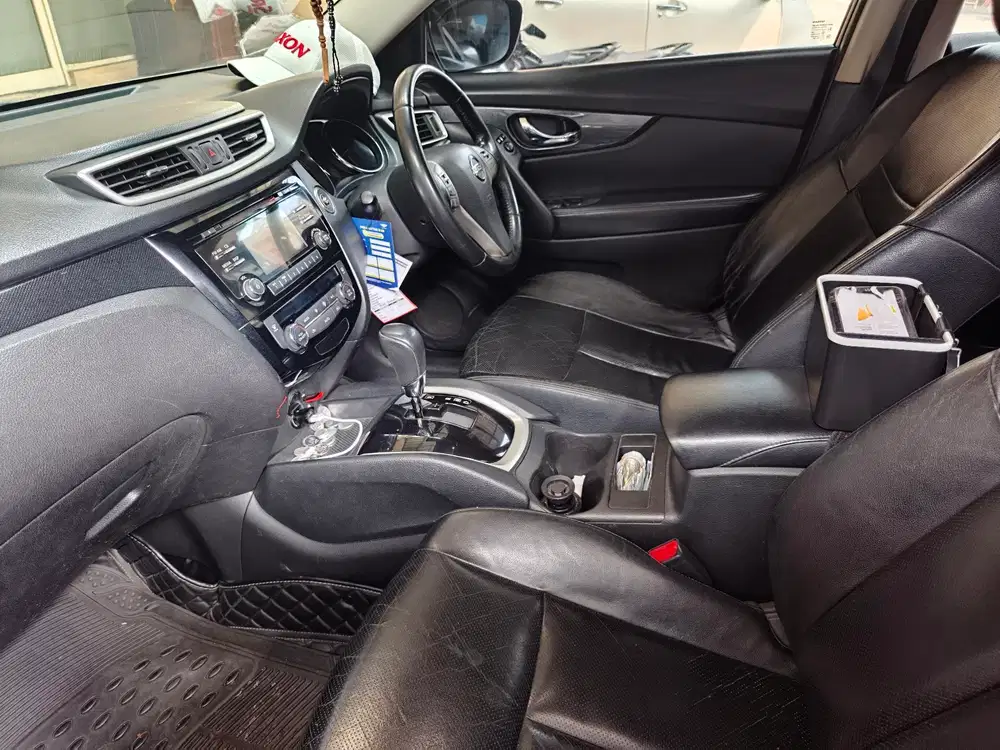 Nissan X-Trail 2015 Bensin
