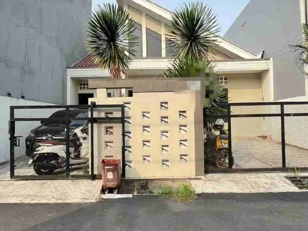 Dijual rumah cantik siap huni selangkah ke Summarecon mall bekasi