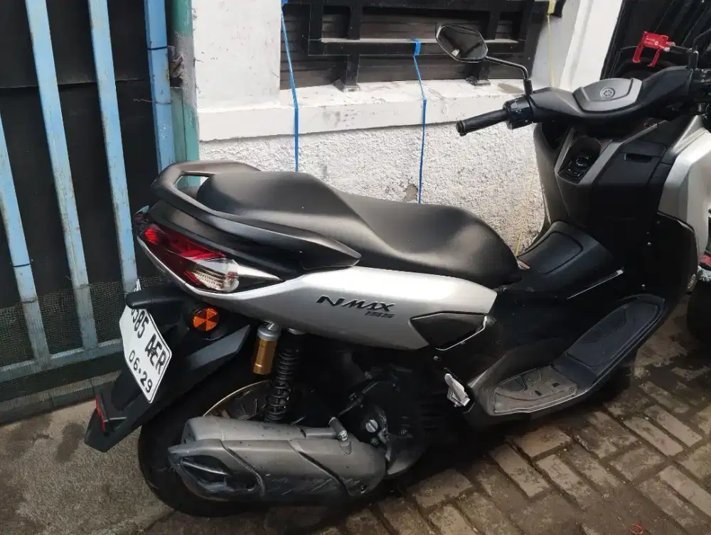 New nmax low km (11 ribu)
