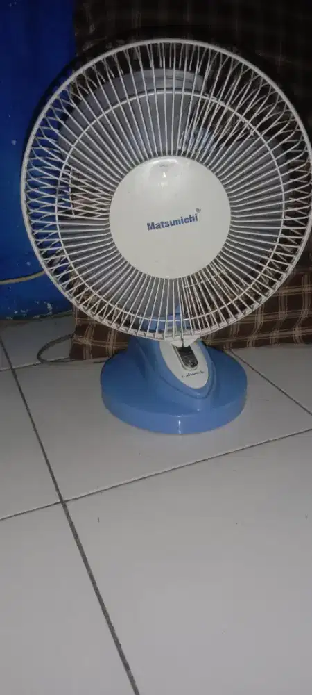 Kipas angin dan megicom