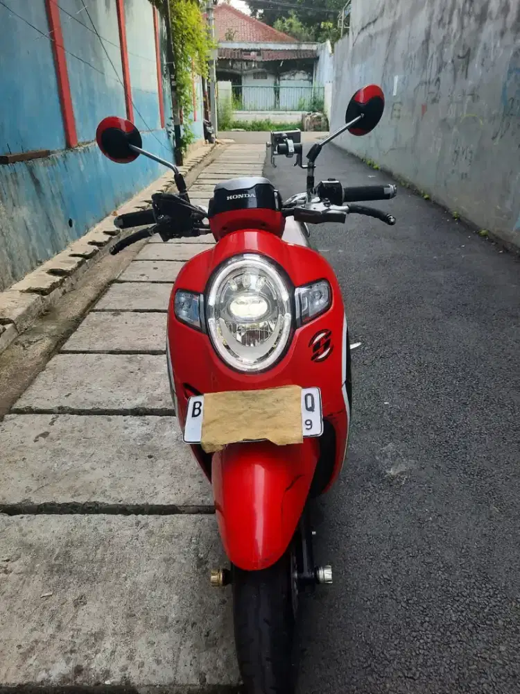 Di jual honda scoopy 2019