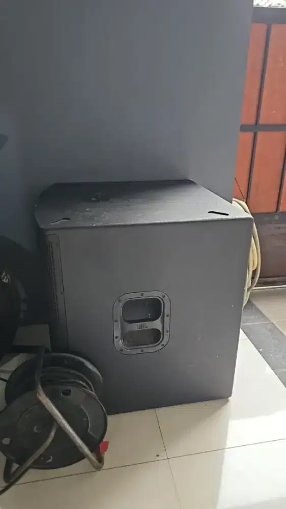 Subwoofer JBL EON 718s