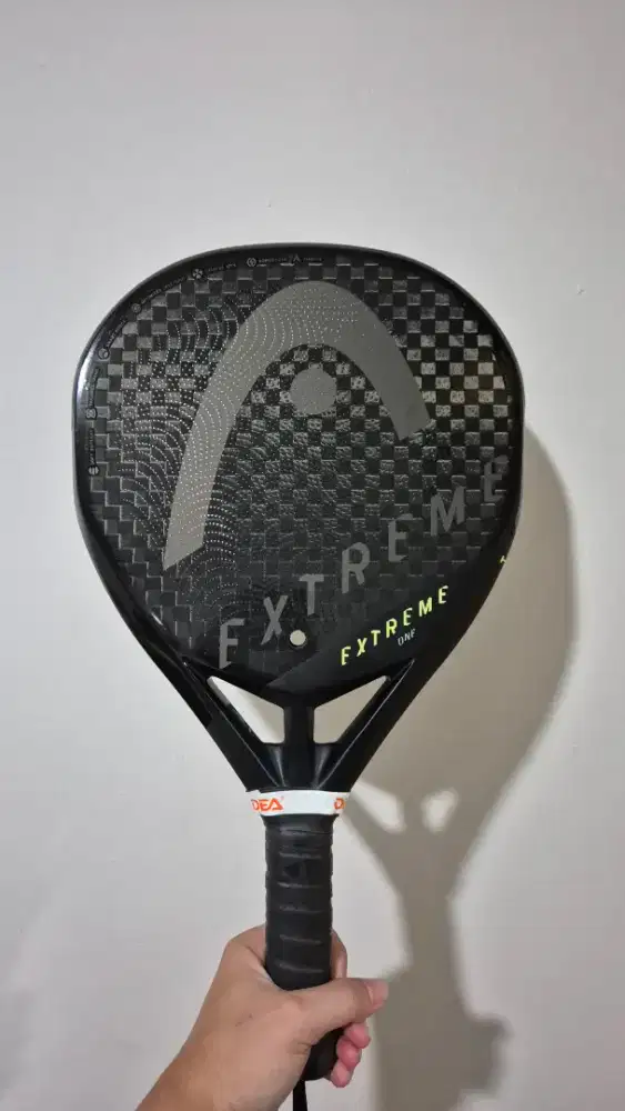 Head extreme one