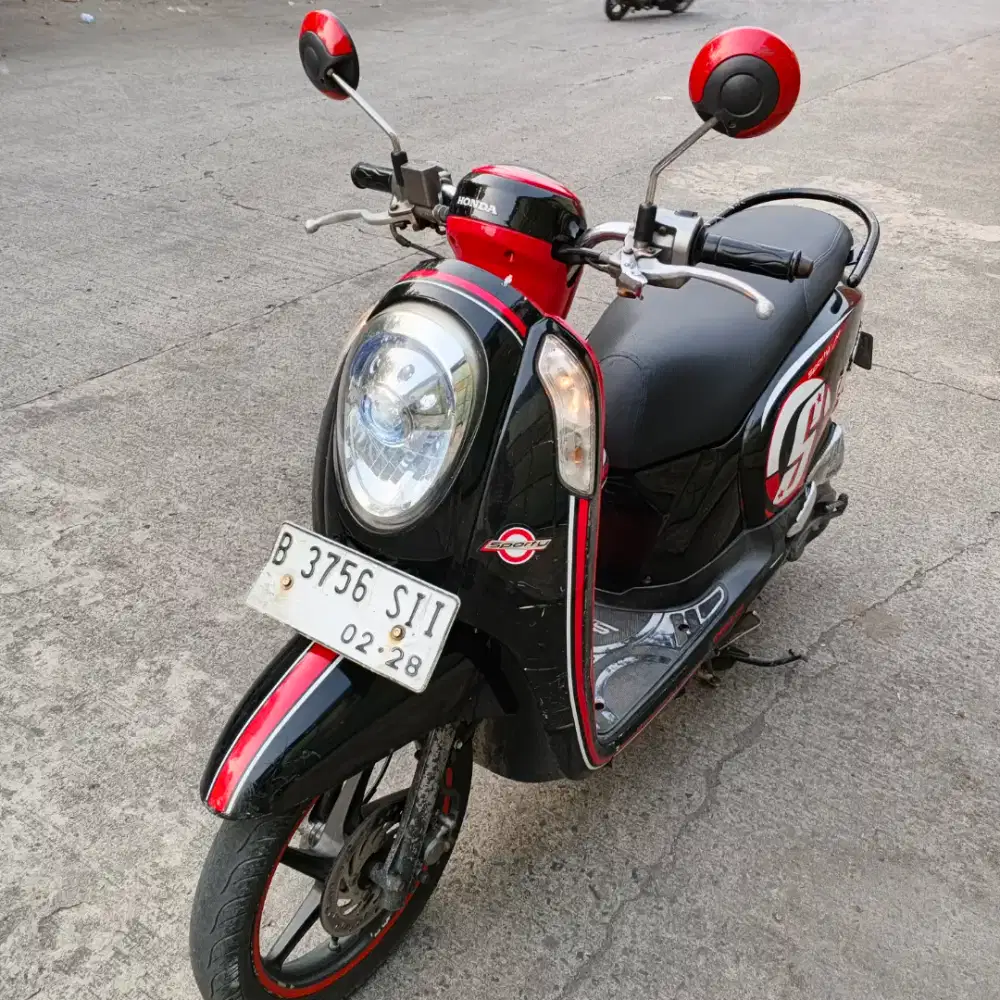 HONDA SCOOPY  Fi 2013