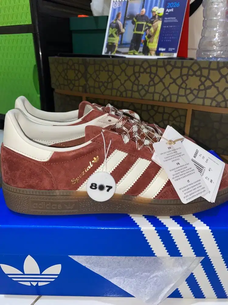 adidas spezial red gum