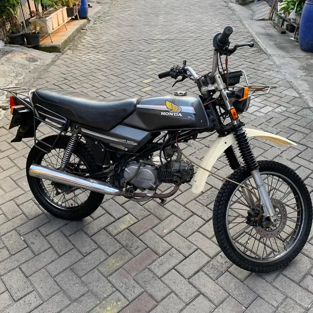 HONDA WIN 100 - GREY