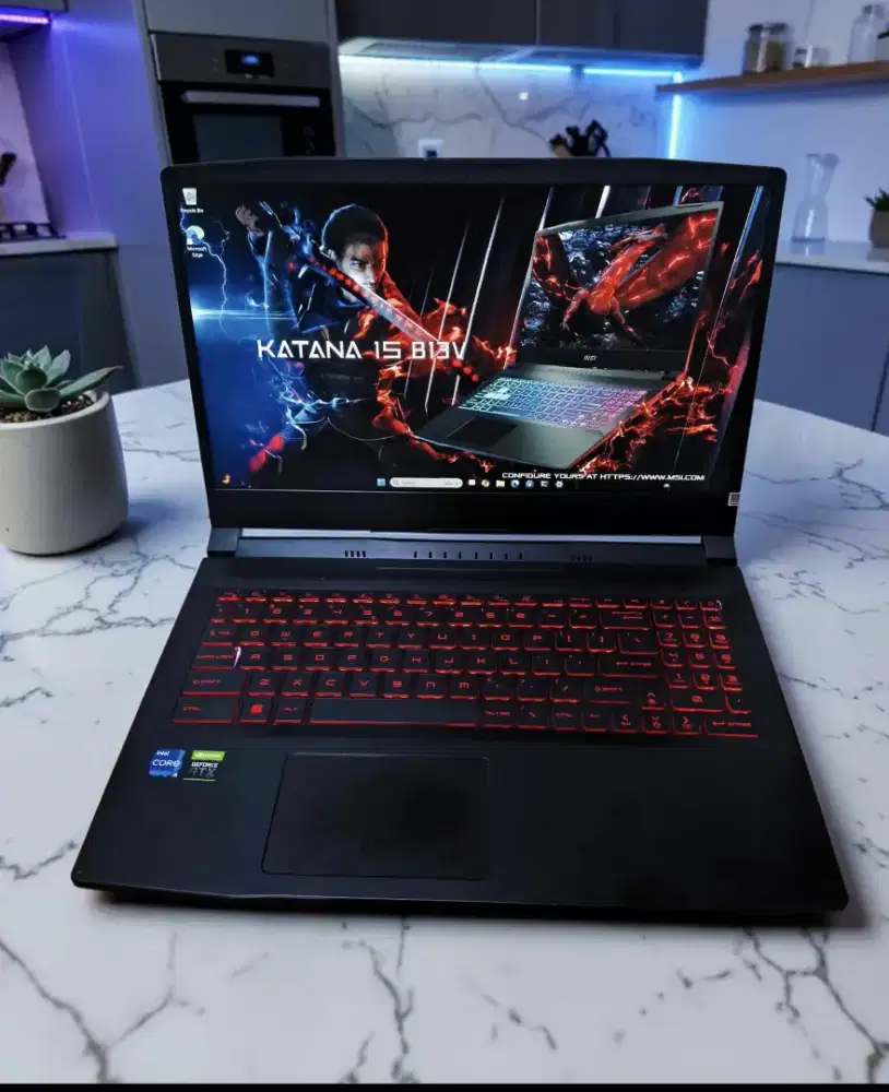 LAPTOP MSI KATANA GAMING GEN 11 NVIDEA RTX 3050