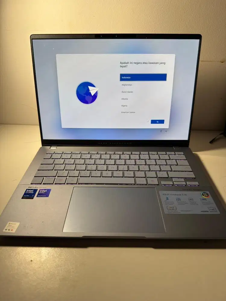 Asus Vivobook S14 OLED