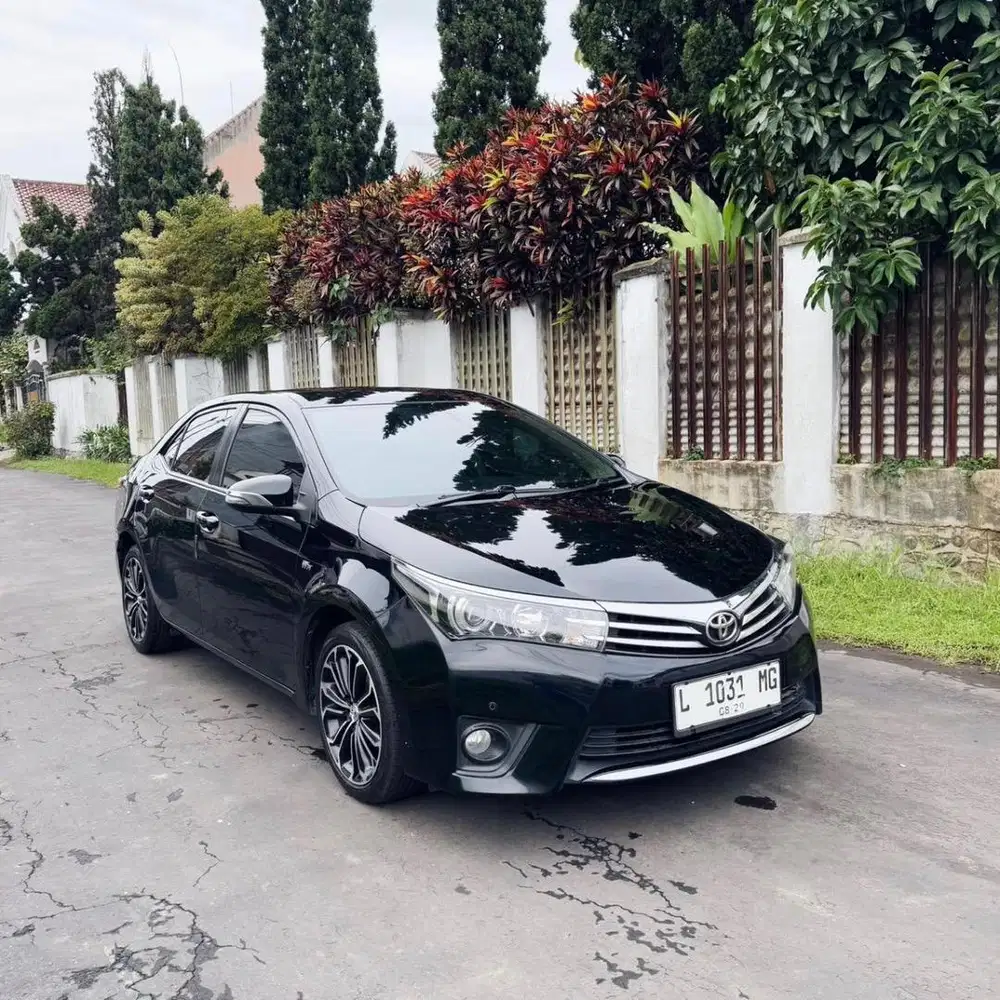 Toyota Altis 1.8 V Thun 2015 AT Irit bbm Pajak hidup Siap pakai