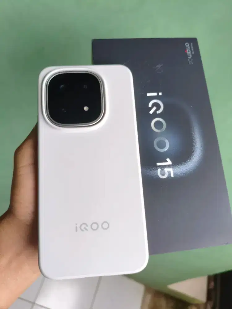 IQOO 15 WHITE RAM 16GB/ 1tb (TERA) FULLSET ORI