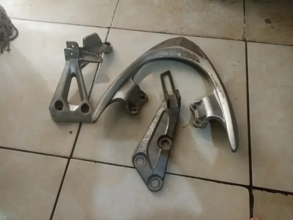 Alalt2       pelengkapan     motor