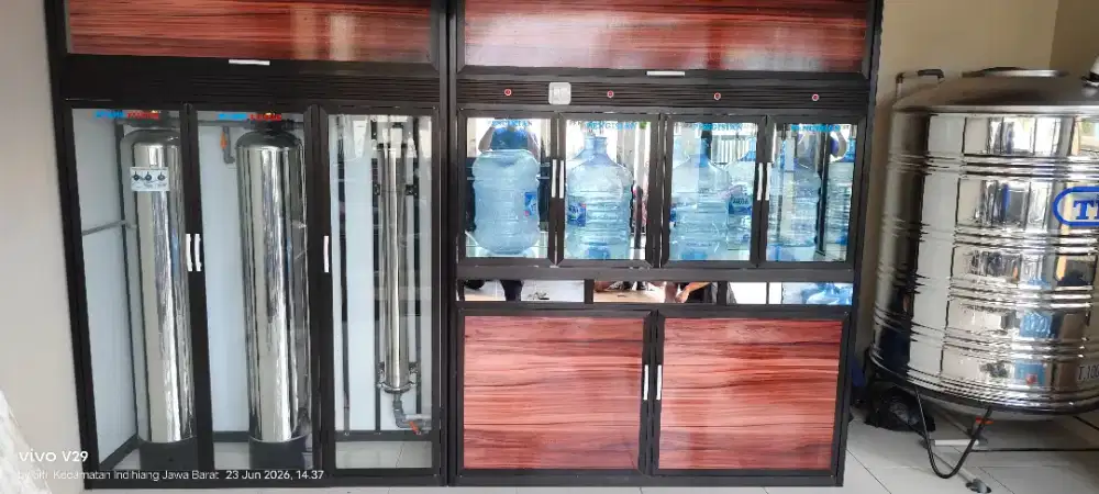Depot air minum isi ulang