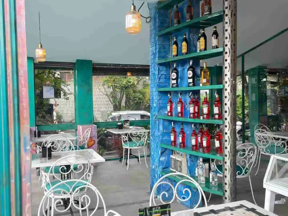 Over Kontrak ex Resto di Area Premium Turis Petitenget Kuta - Thumbnail 6