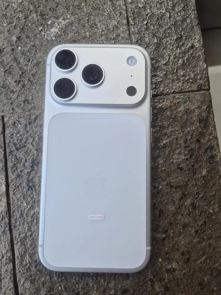 Jual iphone 17 pro 256 GB