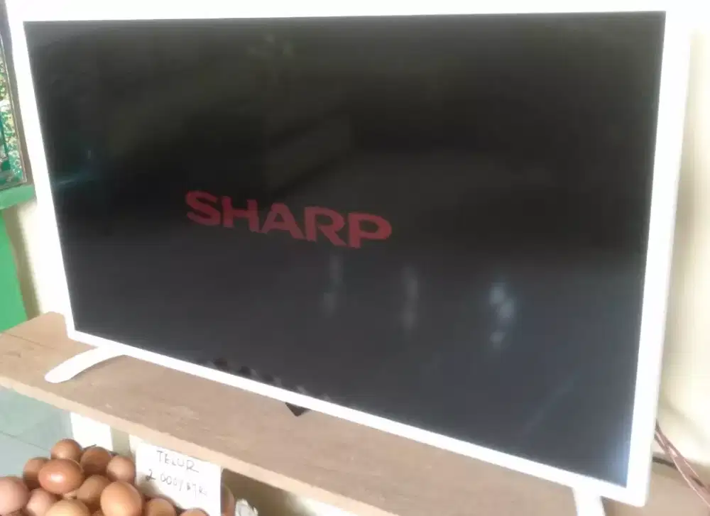 Tv Led SHARP 32 inci Analog lengkap alat digitalx (STB). Mulus& normal