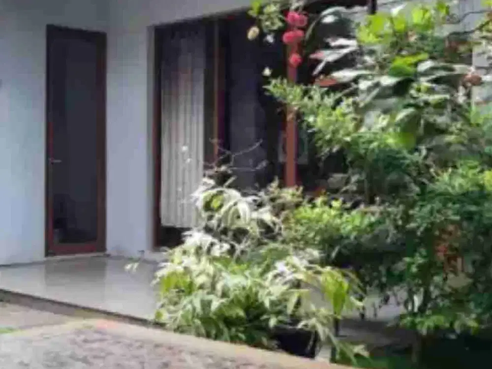 RUMAH GRESS ELEGANT DI CIPINANG ELOK