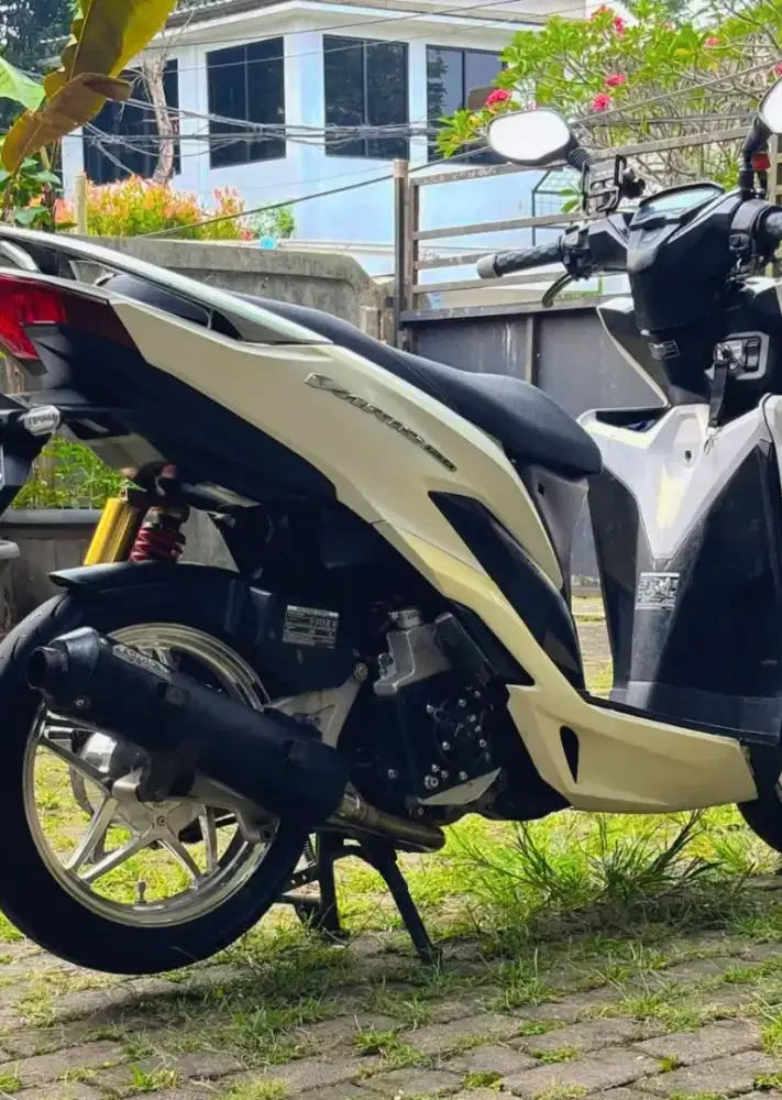 Vario led new 125 2018 ganteng