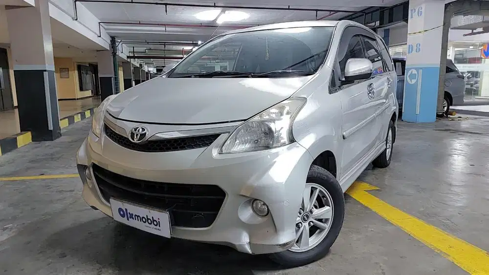 [DP 0%] Toyota Avanza 2012 8IB