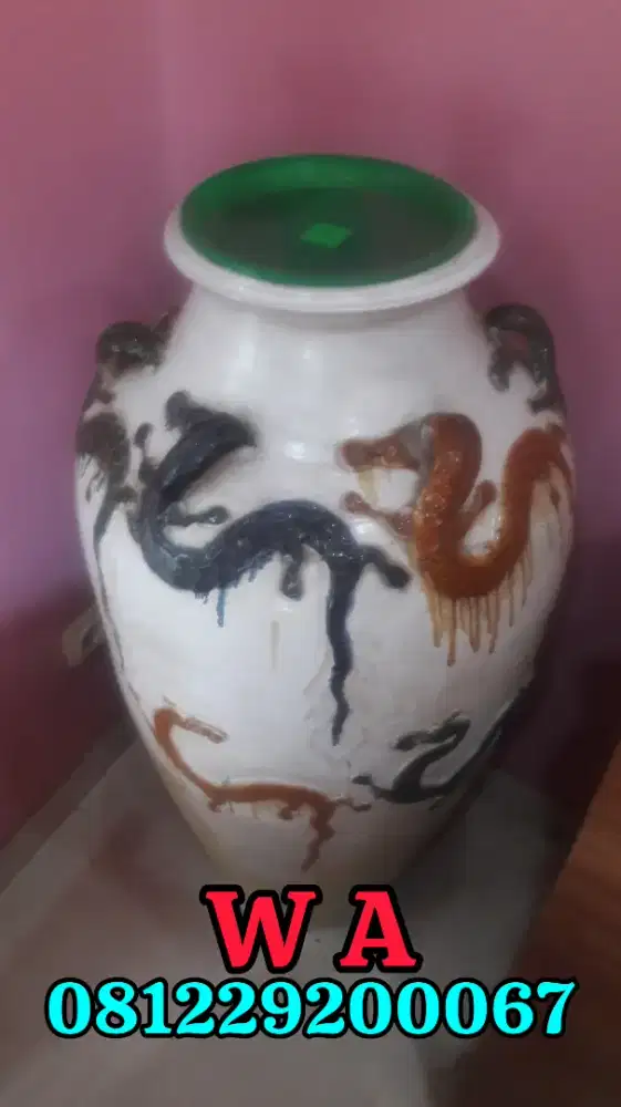 Barang antik Guci asli