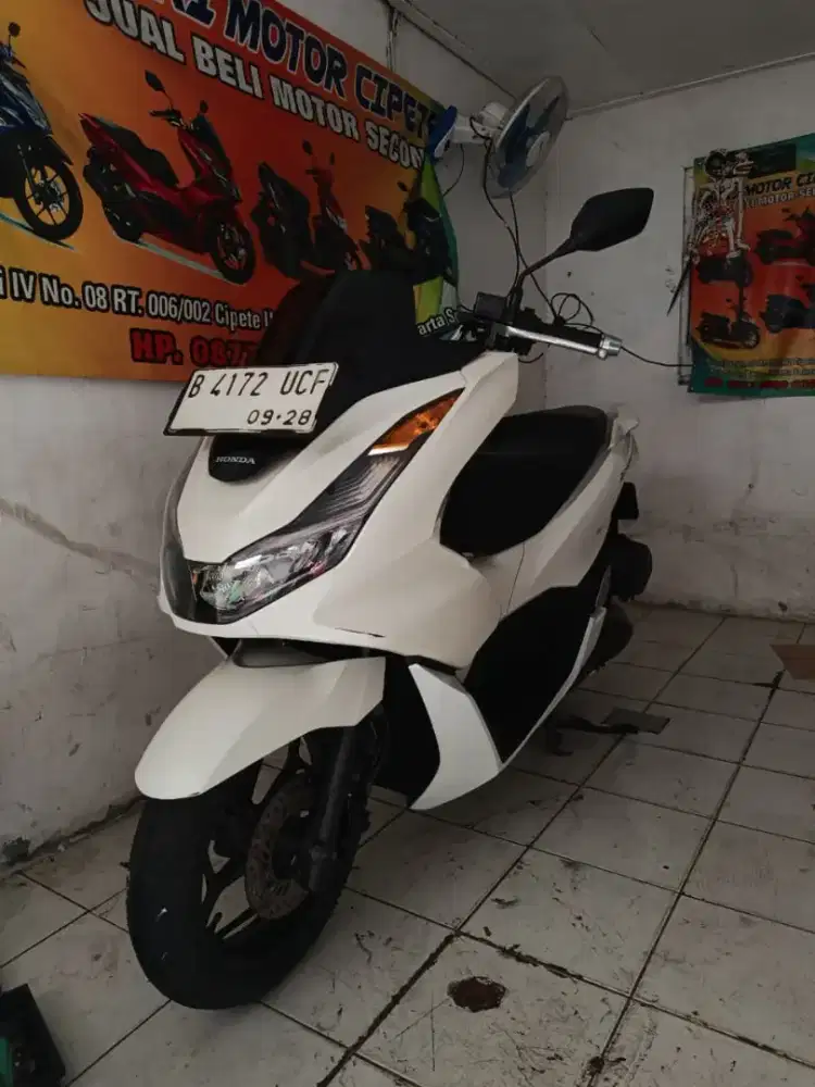 Honda PCX 160 Tahun 2023