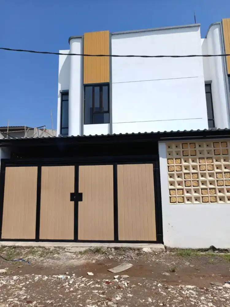 Jual rumah 2 lantai murah legalitas shm