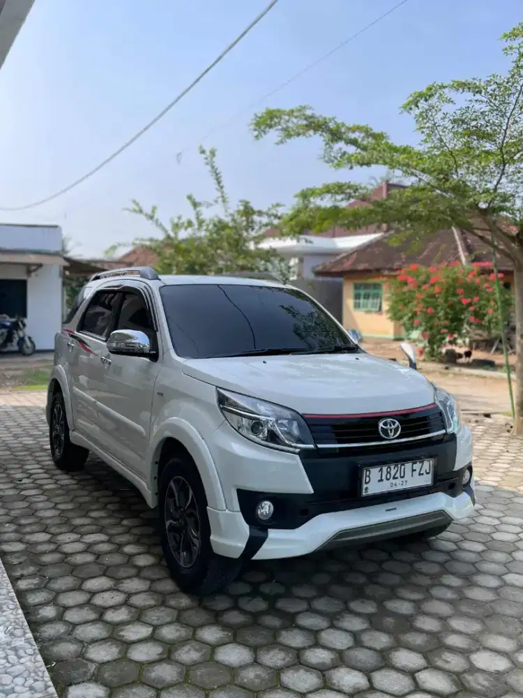 Rush TRD Ultimo 2017 km 25 ribu