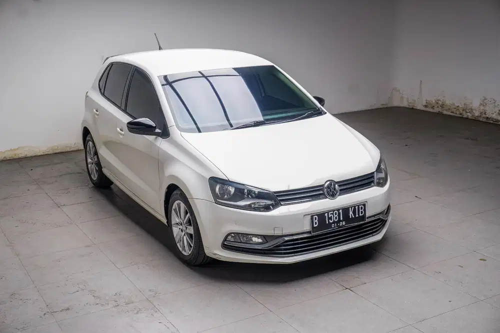 Volkswagen Polo 2015 Bensin