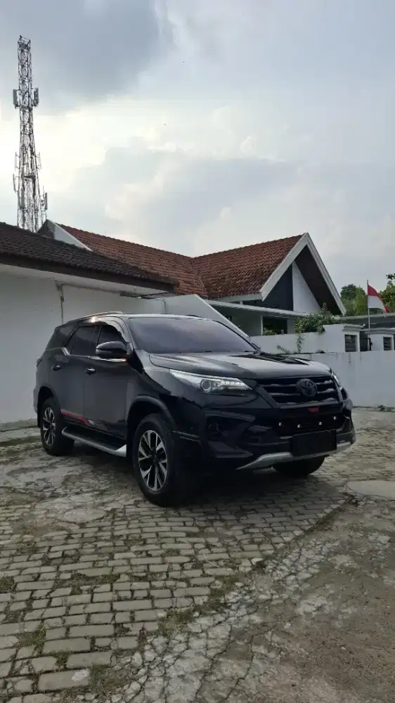 Fortuner VRZ TRD 2019 AT