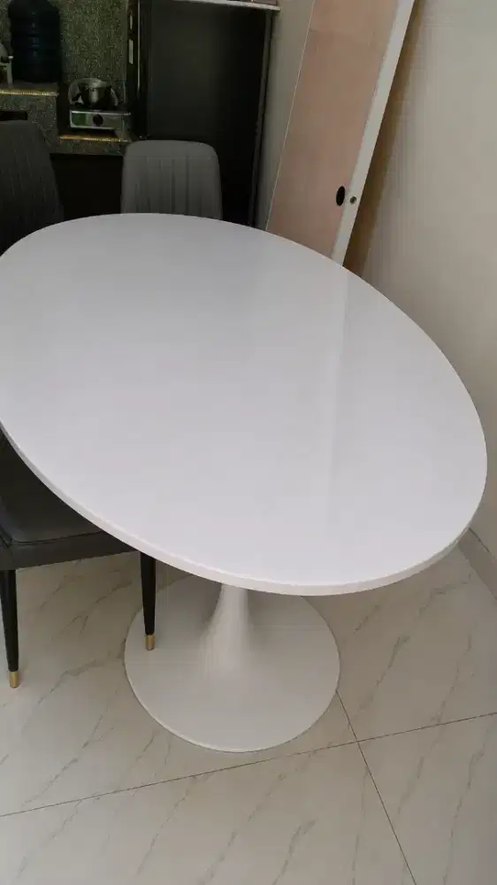 Meja / meja makan / meja makan besar / meja makan IKEA / IKEA