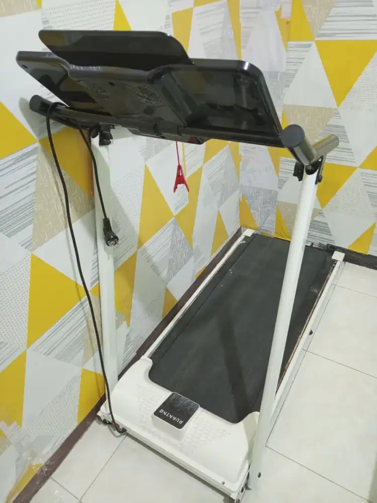 Treadmill Elektrik RUNNING Lipat Multifungsi –  Siap Pakai