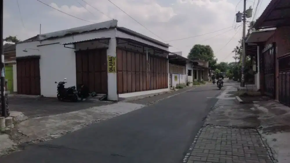 Rumah dan Swalayan