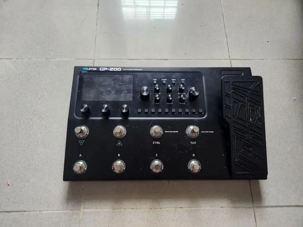 Efek gitar VALETONGP200