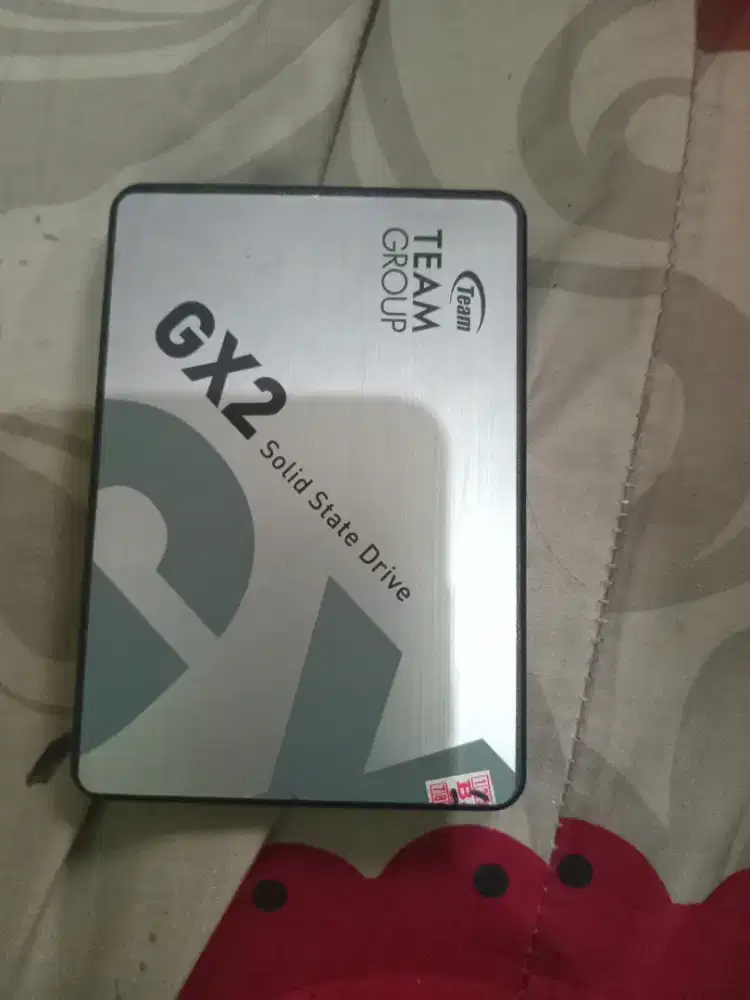 SSD TEAM GX2 512gb sata jual bs barter tt bt apa aja hp dll