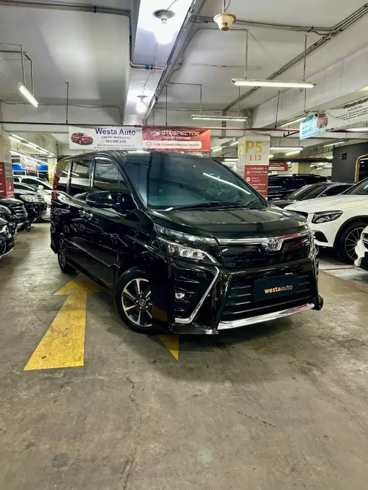 Toyota Voxy 2.0 AT 2017 Terawat