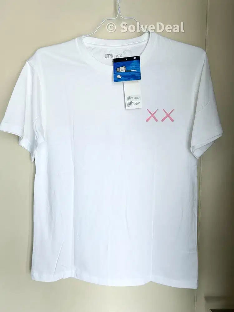 Kaos Uniqlo Kaws Graphc White Kids Original UT Collection