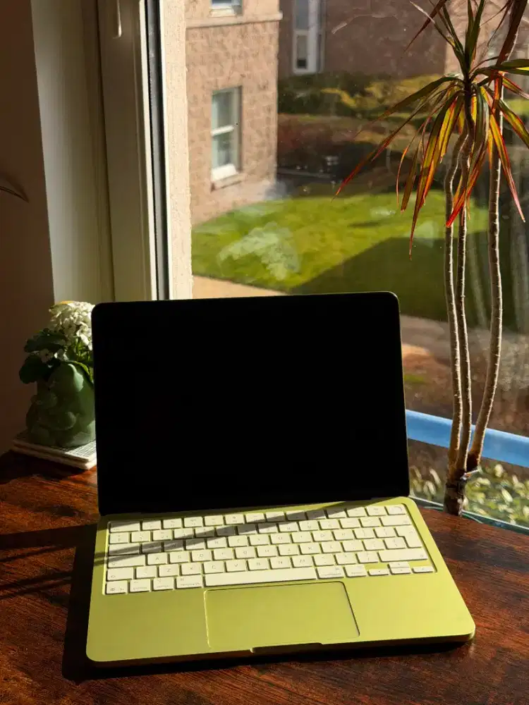 PROMO KREDIT MACBOOK NEO  BY HOME CREDIT DP 0 GRATIS 2X CICILAN