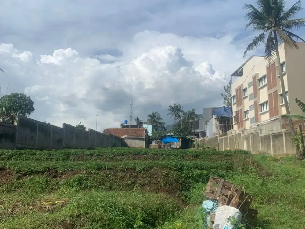 DIJUAL TANAH SAMPING LOUVIN JATINANGOR SUMEDANG KONTUR PADAT