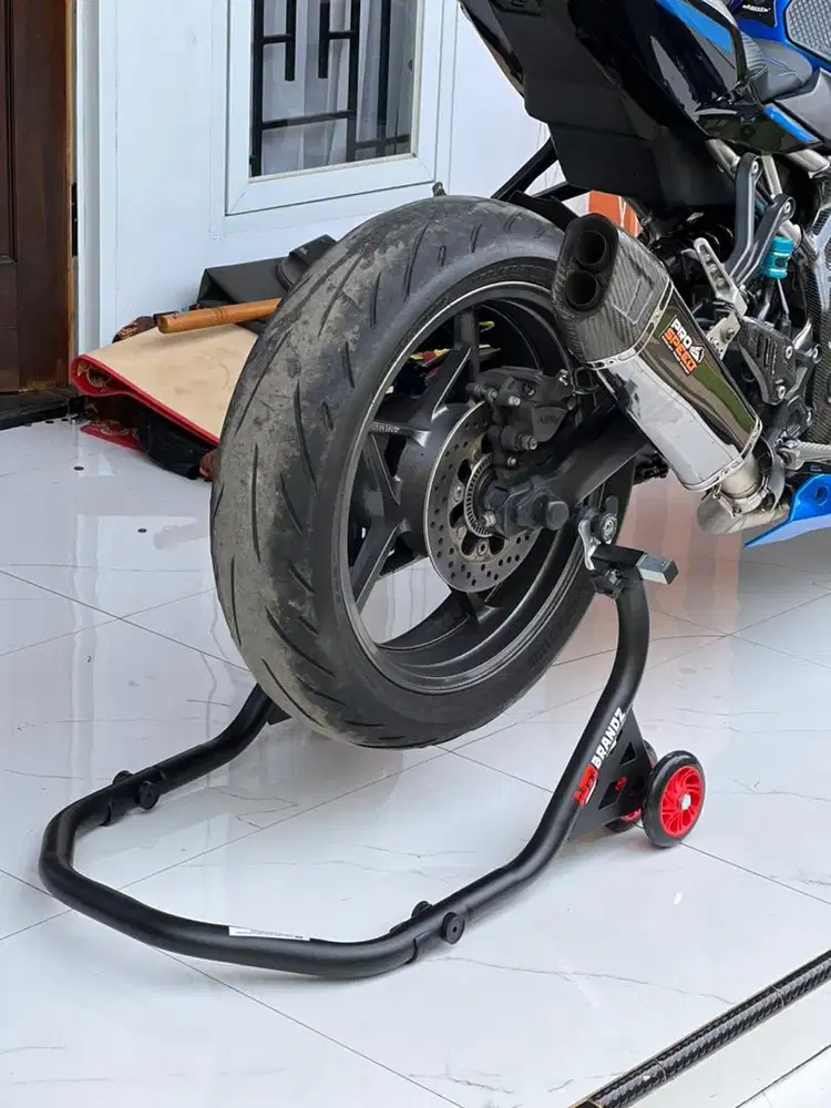 Standar Paddock Belakang Motor Sport (ZX25R, ZX6, ZX10) - Like New 99%