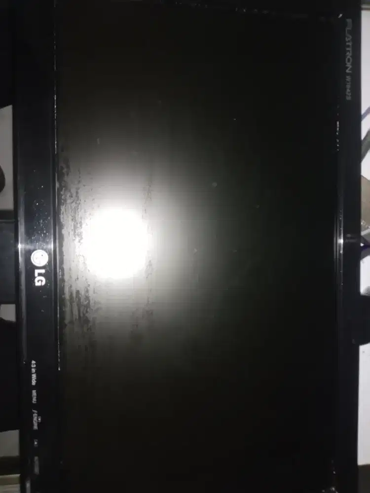Monitor LG Flatron W1642S,kondisi normal