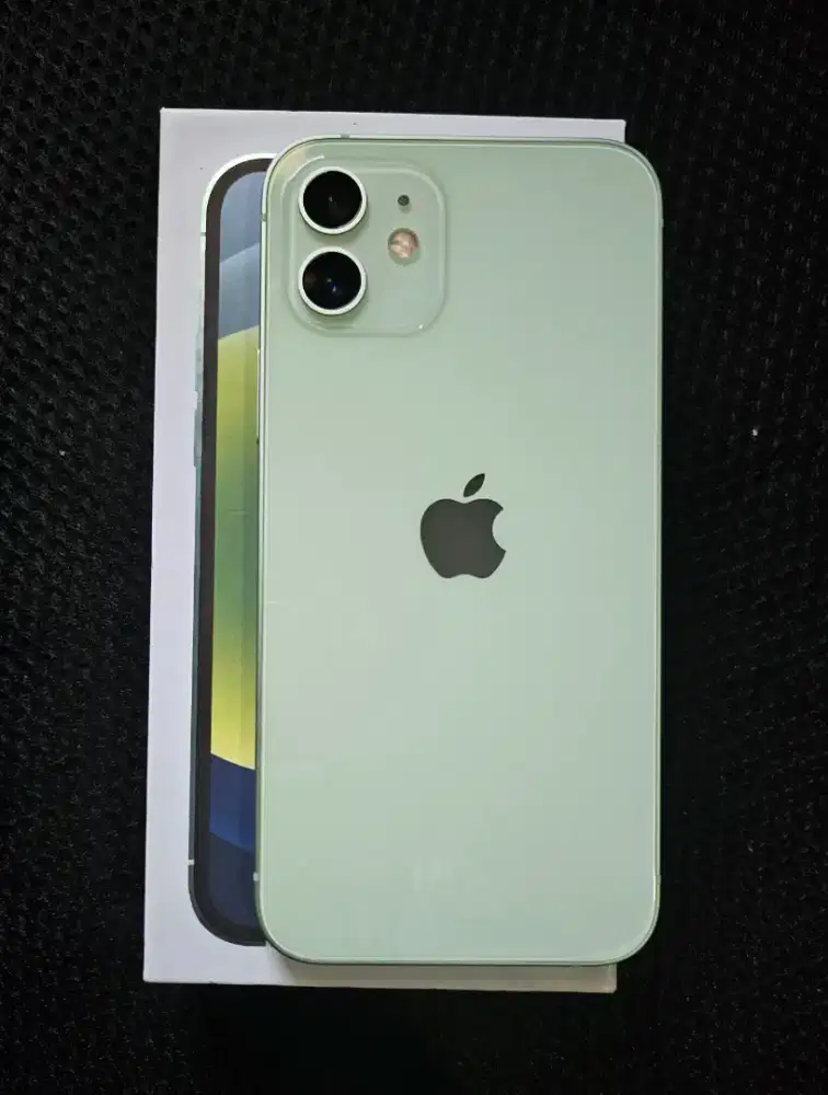 IPHONE 12 64GB Like New Fullset