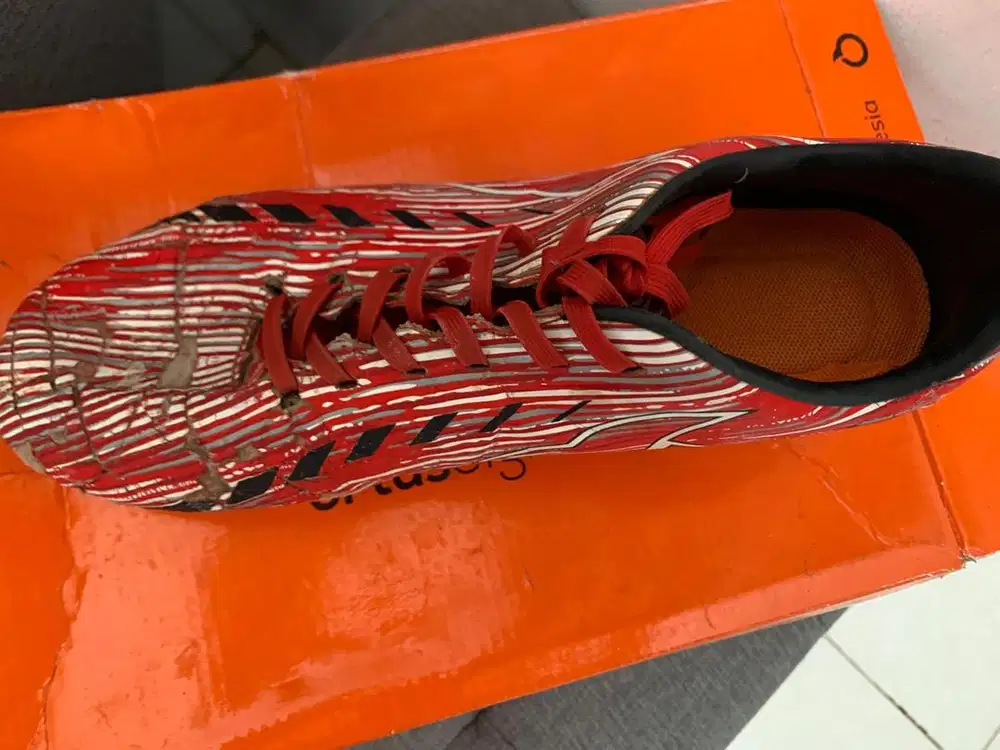 Sepatu sepak bola bekas ortuseight catalyst voyage fg minus
